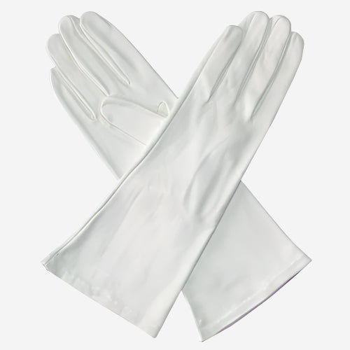 CW01W4 (white) - Italian Silk Lined 4-Button Length White Leather Bridal Gloves — photo 1 of 8