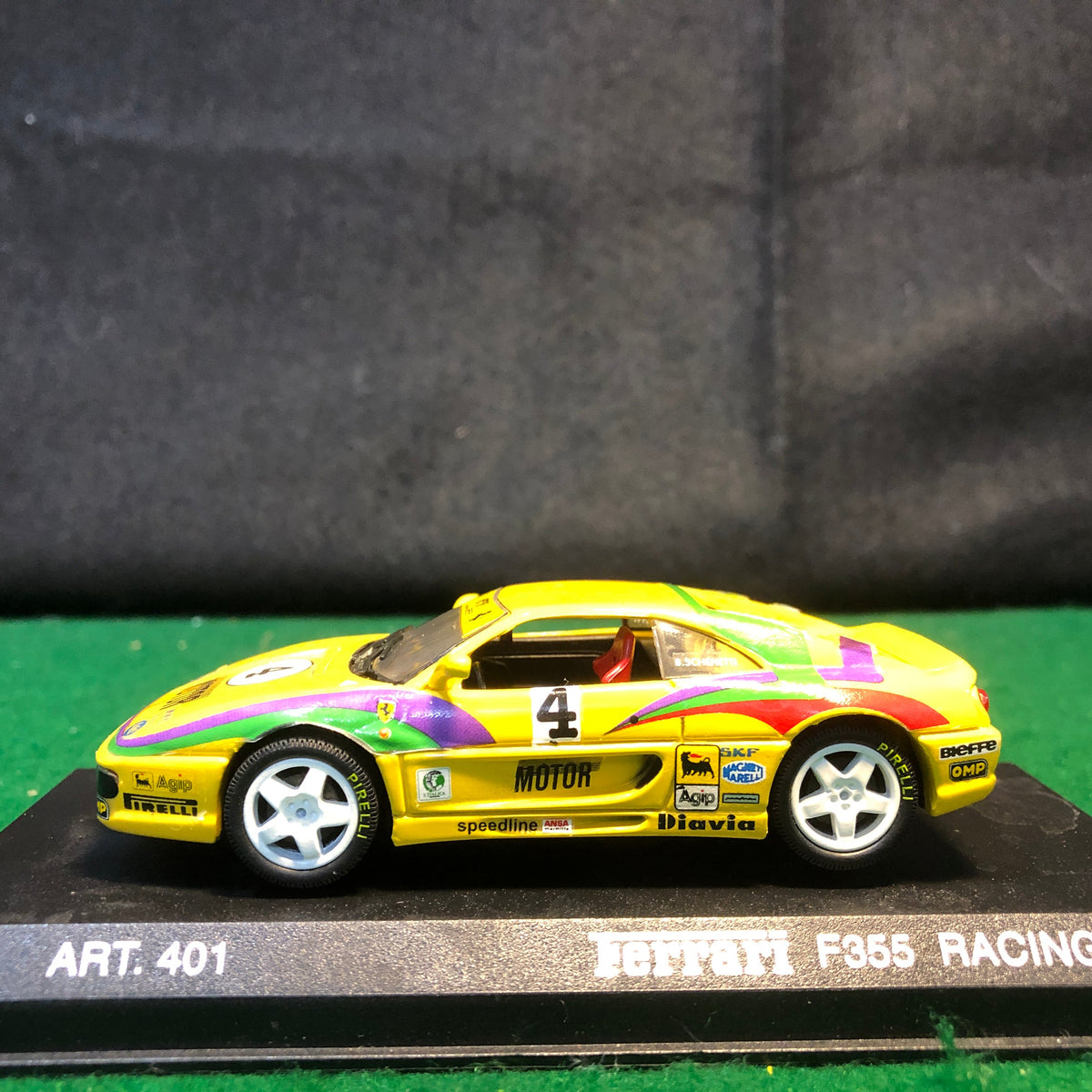 Ferrari F355 GT/Challenge N 4 by DetailCars 1:43 (401)