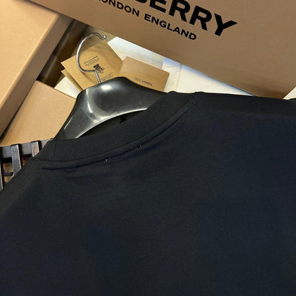 Burberry T-Shirt Without Collar 'Black'