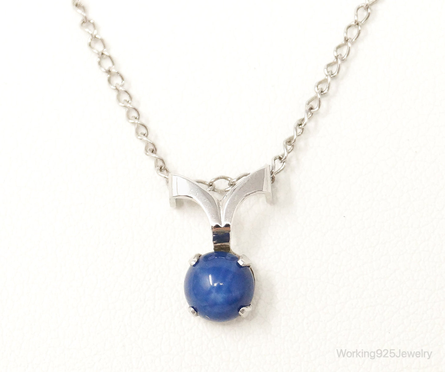 Vintage Star Sapphire Sterling Silver Necklace – Estate Jewelry