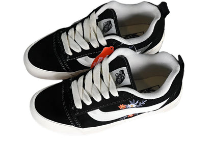 Vans Classics Knu Skool 'Black/White/Flower'