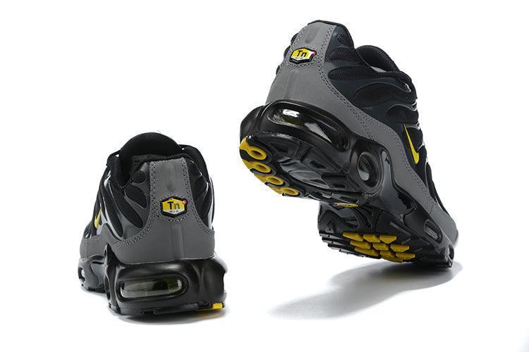 Nike Air Max Plus 'Batman'
