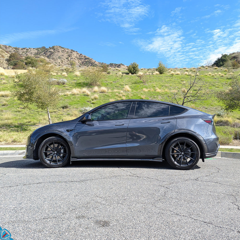 2020-2024 Tesla Model Y (1st-Gen) SDX Style Dry Carbon Fiber Fender Flares | FYBR Aerodynamics — photo 5 of 10