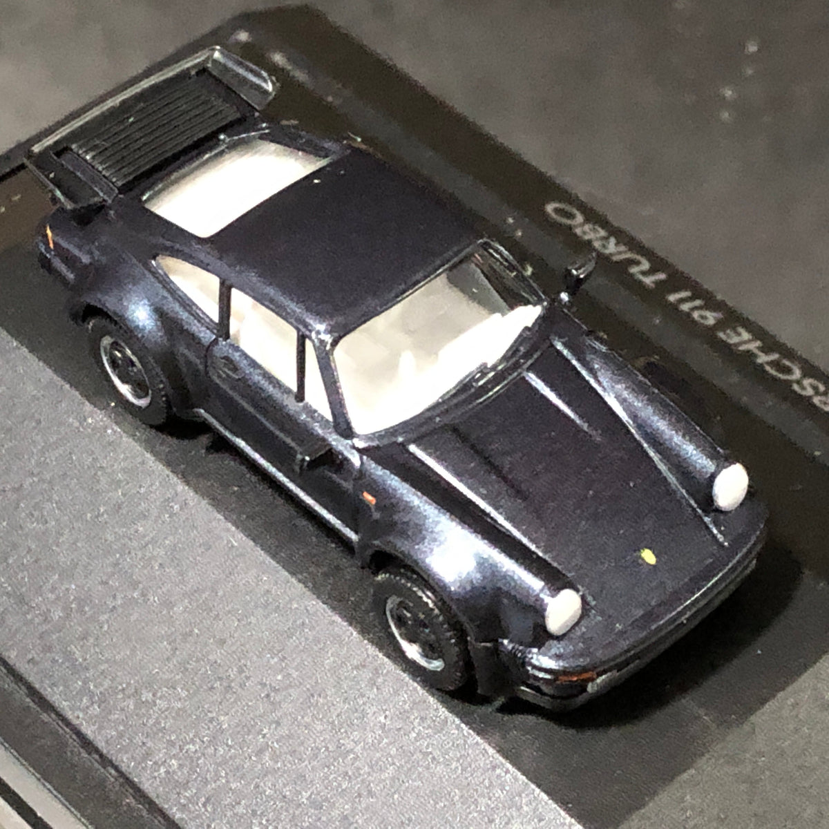 Porsche 911 Turbo Midnight Blue by Herpa Private Collection 1:87 (31060)