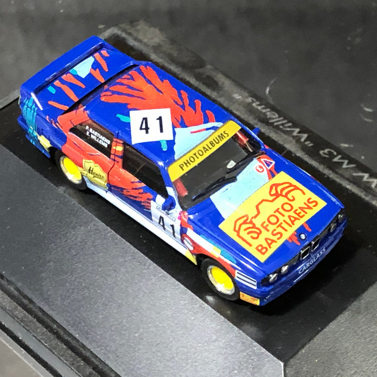 BMW M3 1987 N 41 Bastiaens - Willems by Herpa 1:87 (084017)