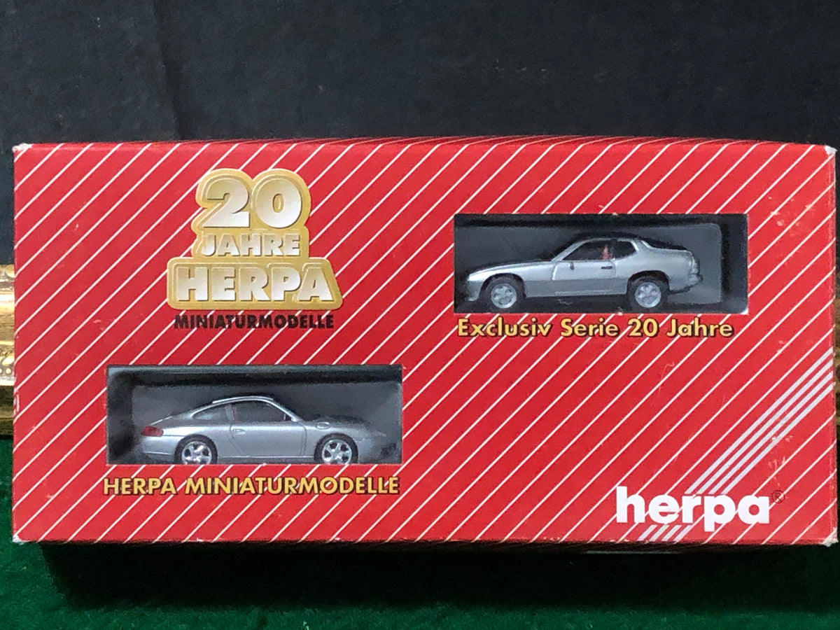 Porsche 924 & Porsche 996 20th Anniversary Set by Herpa 1:87 (20 J)