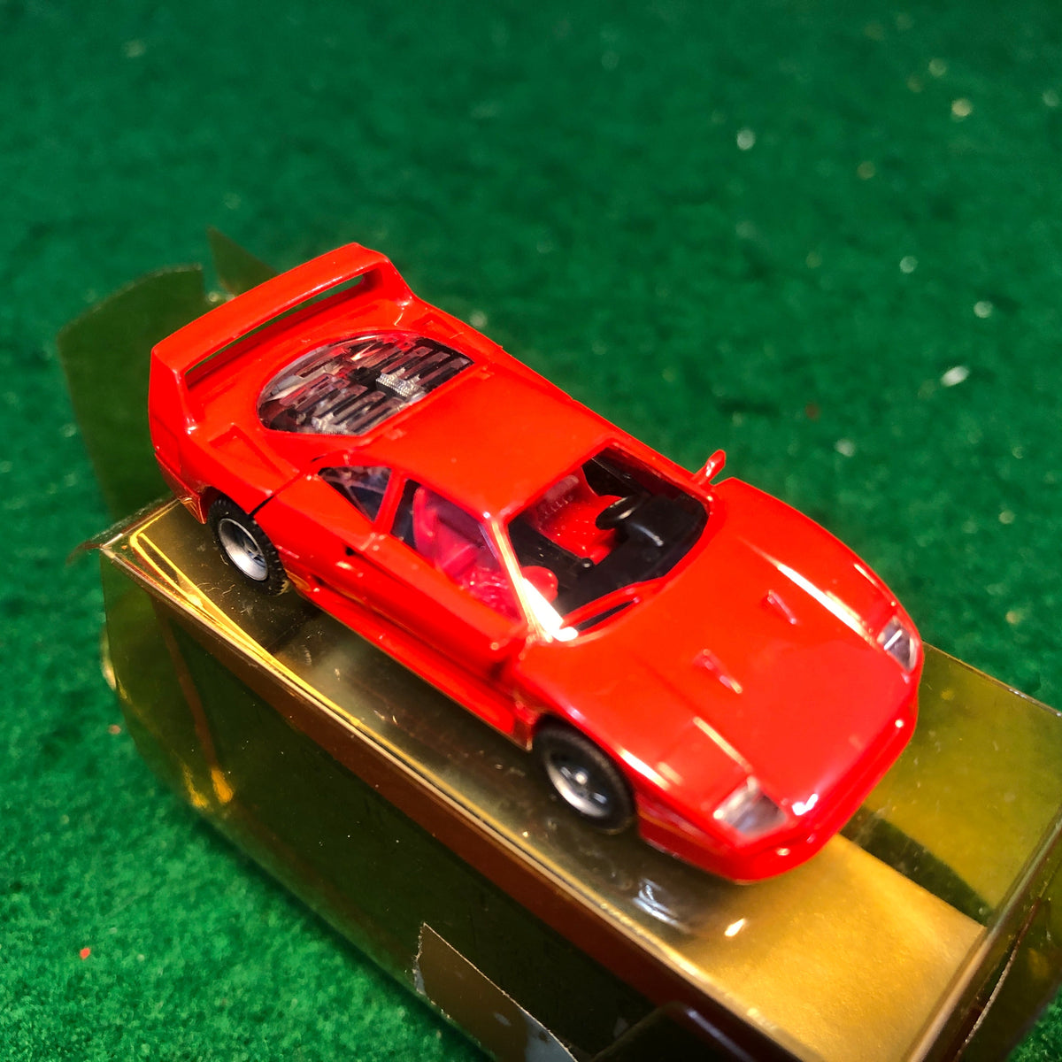 Ferrari F40 Red by Herpa 1:87 HO (2510)