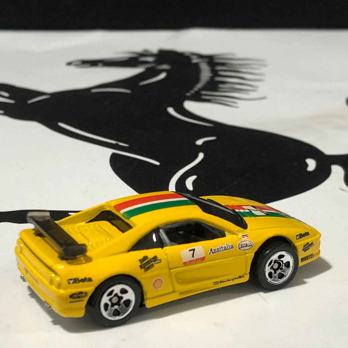 Ferrari F355 Challenge Yellow N 7 by HotWheels 1:64 (5SP)(27128)(No box)