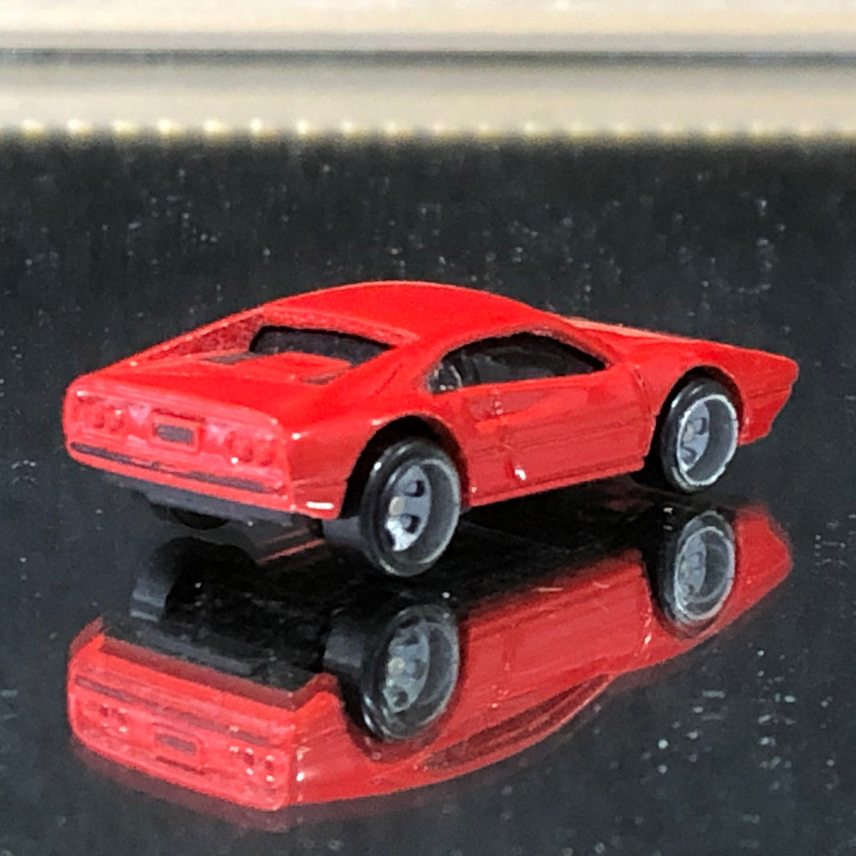 Ferrari 308 GTB Red - Mini Formula Racers by HotWheels 1:87 HO (4391)