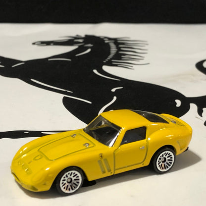 Ferrari 250 GTO Yellow by HotWheels 1:64 (LW)(N4008)(No box)