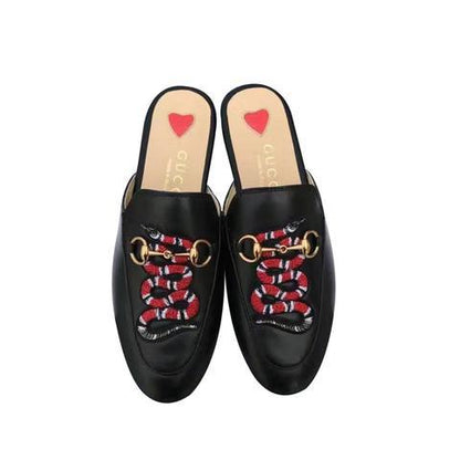 GUCCI Leather Logo Slippers – Men's Luxury Comfort & Style