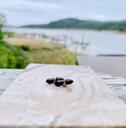 Crest Studs - Obsidian