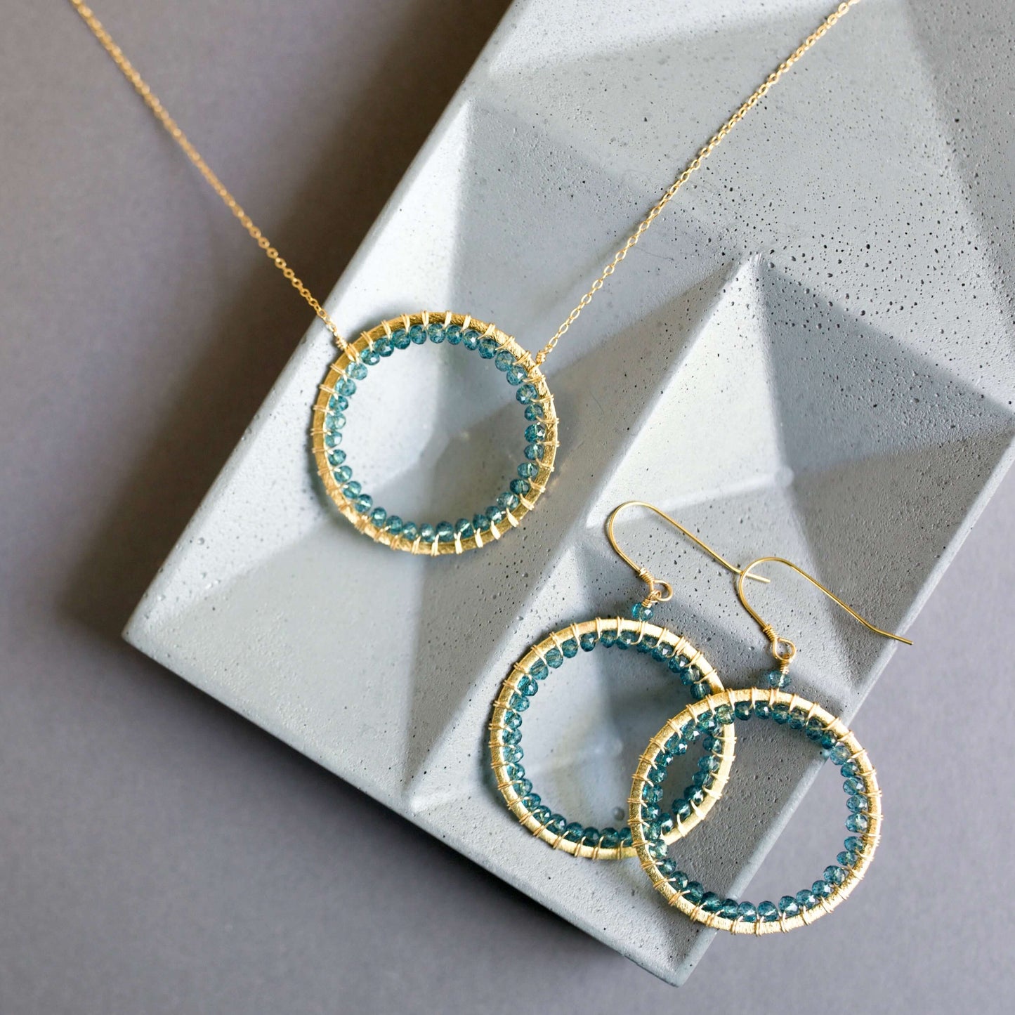 London Blue Quartz Halo Jewelry Set