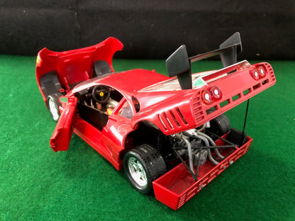 Ferrari GTO Evoluzione by Jouef 1:18 (3001)
