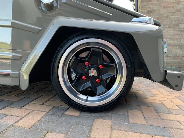 944 COOKIE CUTTER | Satin Black Machined Lip — photo 10 of 10