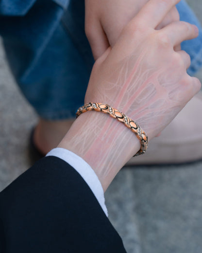 Women’s Ultra Strength Pure Copper Magnetic Bracelet (Crystal XO)