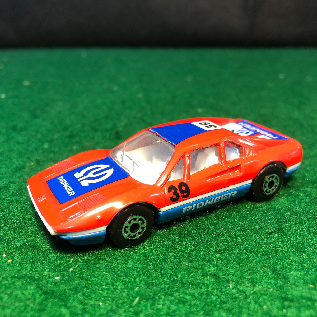 Ferrari 308 GTB N 39 Pioneer by Matchbox 1:55 (MB70)(No box)