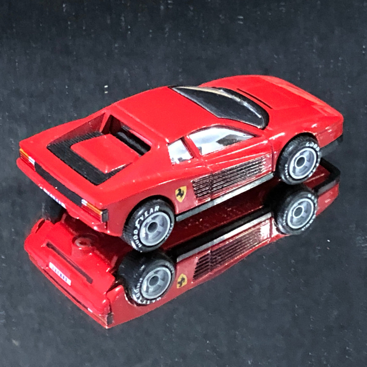 Ferrari Testarossa Red by Matchbox 1:59 (WC06)(No box)