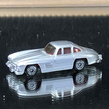 Mercedes-Benz 300 SL Gullwing Silver by Monogram 1:87 HO (2029)(N0 box)