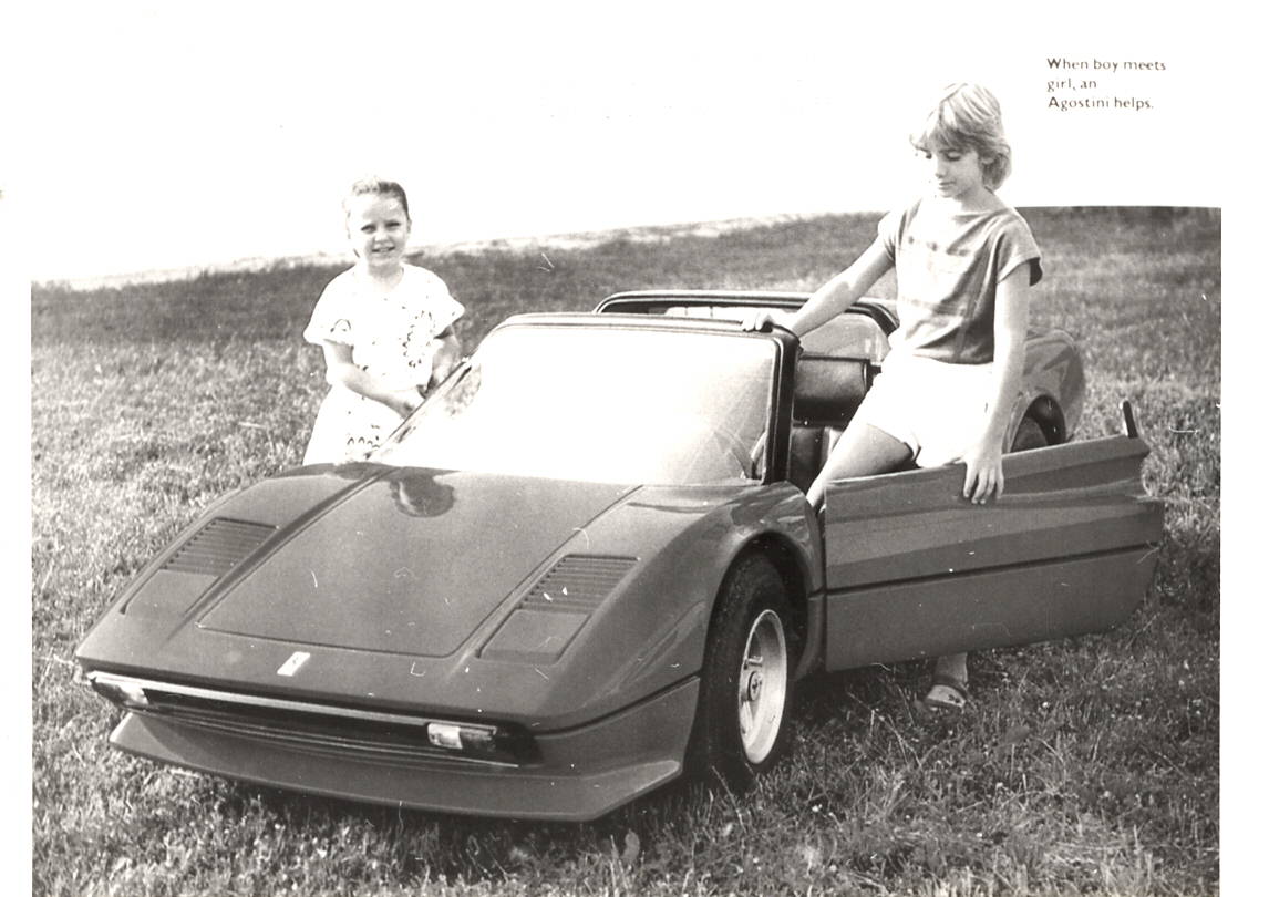 Ferrari 308 GTS Ride-on Agostini Scale Car - 2 Photo set