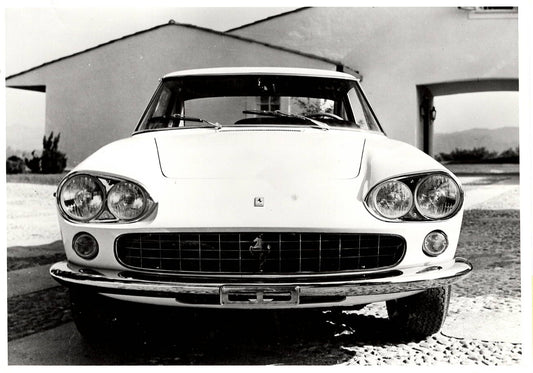 Ferrari 330 GT 2+2 - 2 Photo Set