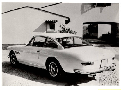 Ferrari 330 GT 2+2 - 3 Photo Set