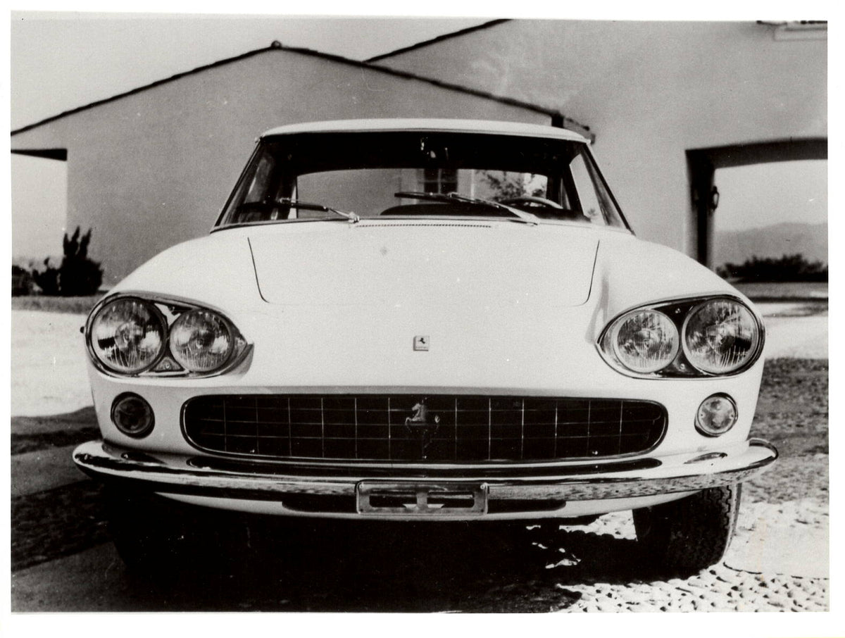 Ferrari 330 GT 2+2 - 3 Photo Set