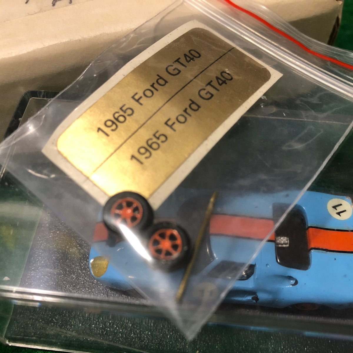 Ford GT 40 1965 N 11 by Bellini Piccolino 1:76 (GT11/F)(Dmg)