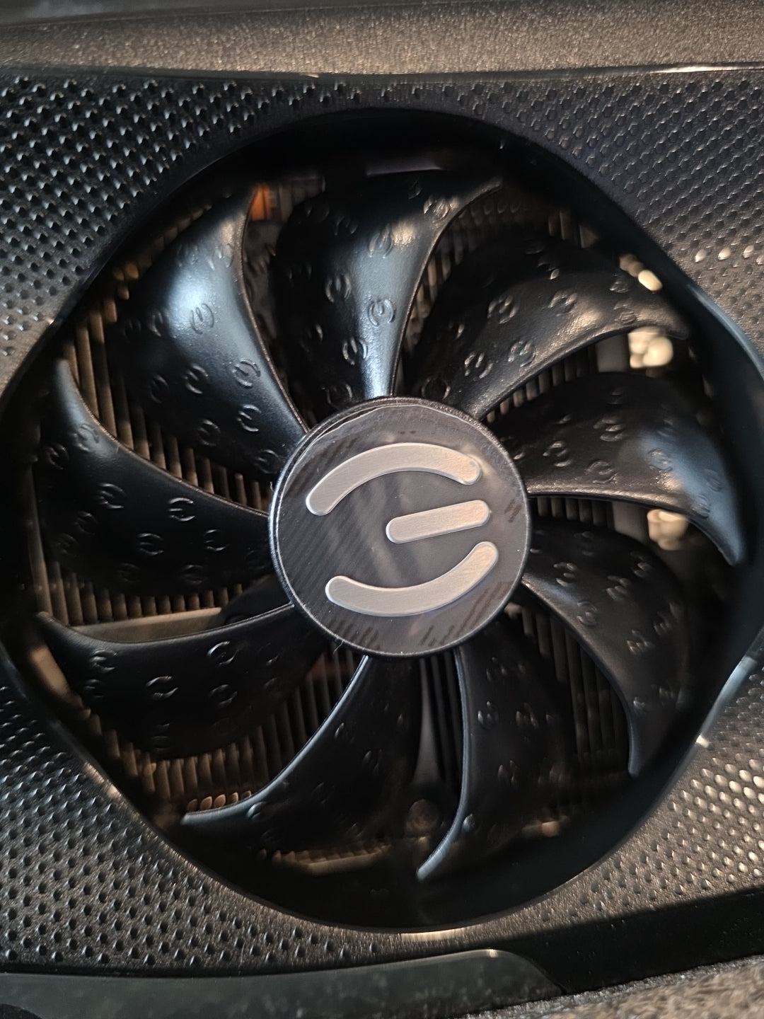 EVGA GeForce RTX 3080 FTW3 ULTRA GAMING 10GB GDDR6X Graphics Card (Open Box) — photo 5 of 8