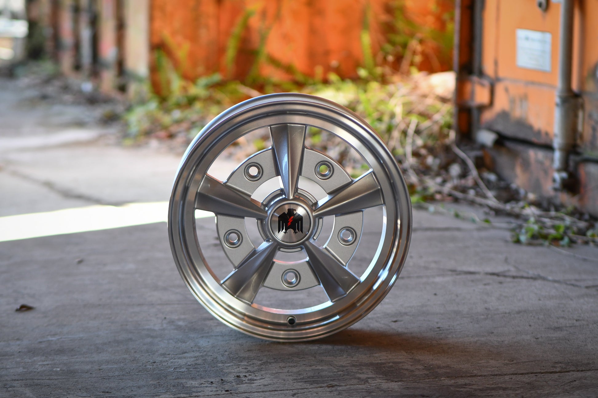 Hans | Gloss Silver Machined Lip — photo 7 of 7