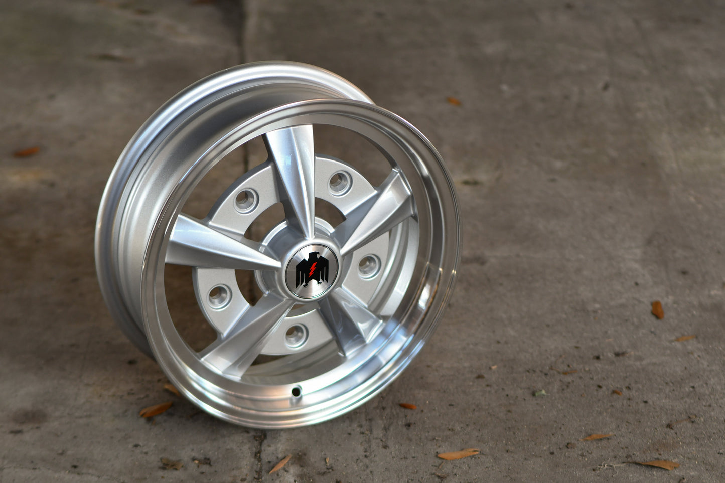 Hans | Gloss Silver Machined Lip — photo 6 of 7