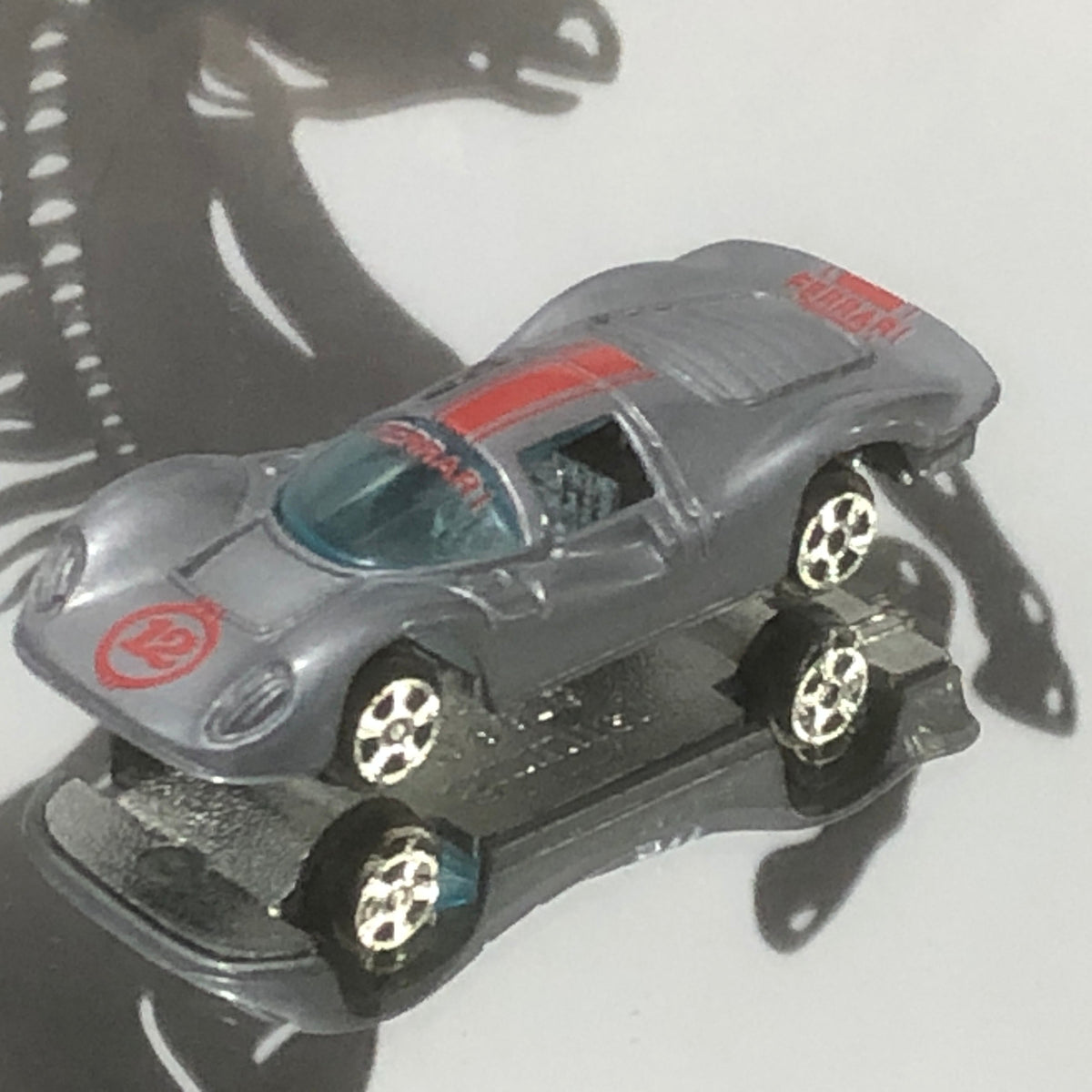 Ferrari 330 P4 Gray N 12 Red Stripe & "Ferrari" by Summer 1:64 (S676)(No box)