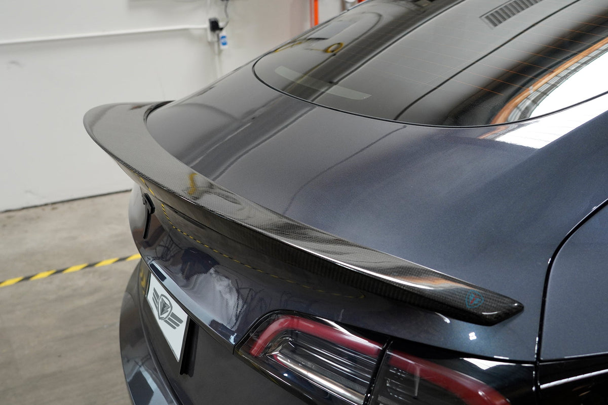 2017-2026 Tesla Model 3 (MK1 / Highland) MX High Kick Carbon Fiber Trunk Spoiler | FYBR Aerodynamics — photo 4 of 10