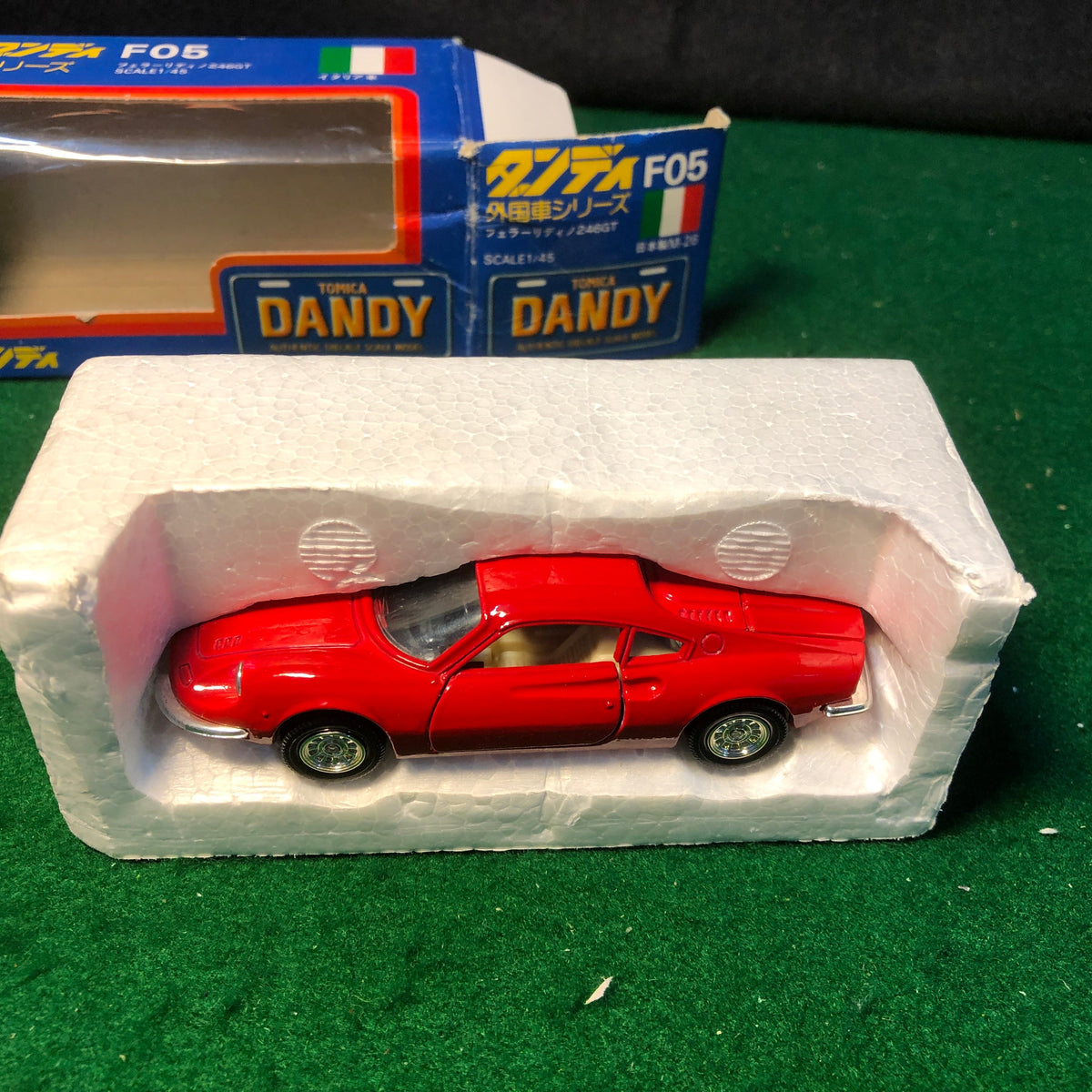Ferrari 246 GT Dino Red by Tomica Dandy 1:43 (F05)