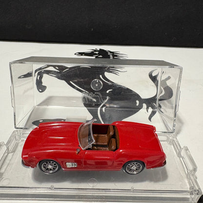 Ferrari 250 California Spyder Open Cabriolet by Vitesse 1:43 (140)(DC)