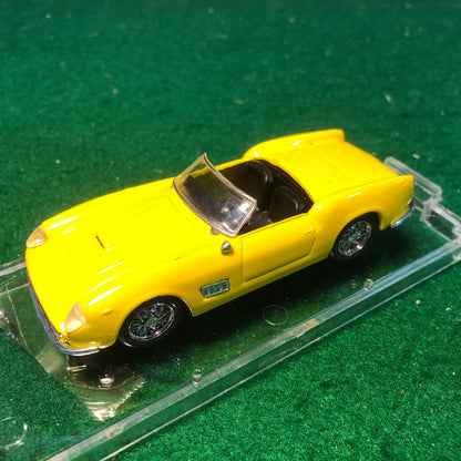 Ferrari 250 California Spyder Open Cabriolet Yellow by Vitesse 1:43 (140)(DC)
