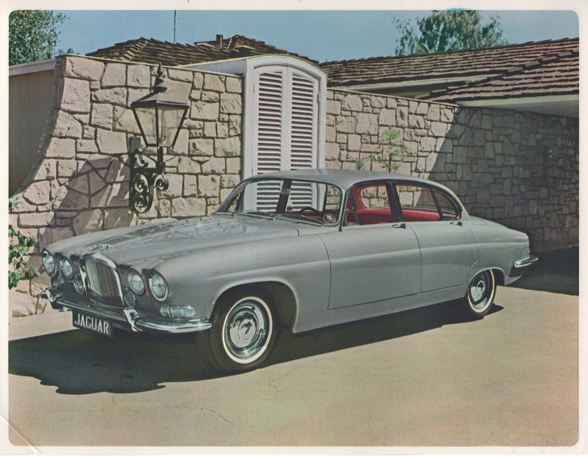 Jaguar 4.2 Sedan Brochure 1965
