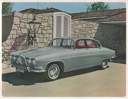 Jaguar 4.2 Sedan Brochure 1965